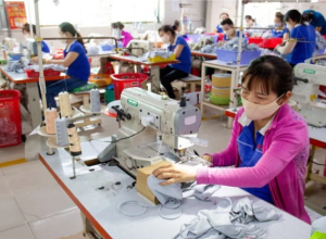 Xuất Khẩu Dệt May Bật Tăng: Cơ Hội Mở Rộng Thị Phần