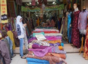 Indonesia Phòng Vệ Thương Mại Do Hàng Giá Rẻ Trung Quốc Tràn Vào, DN Việt Lưu Ý