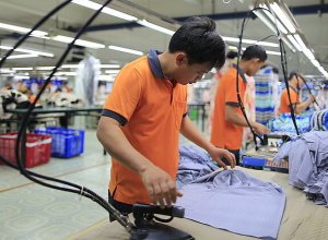 Tiếp Đà Tăng Trưởng, Xuất Nhập Khẩu Gần Đạt 500 Tỷ USD