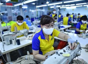 Kiếm Được Cả Triệu Usd Nhờ Tìm Bạn Hàng Mới Qua Mạng